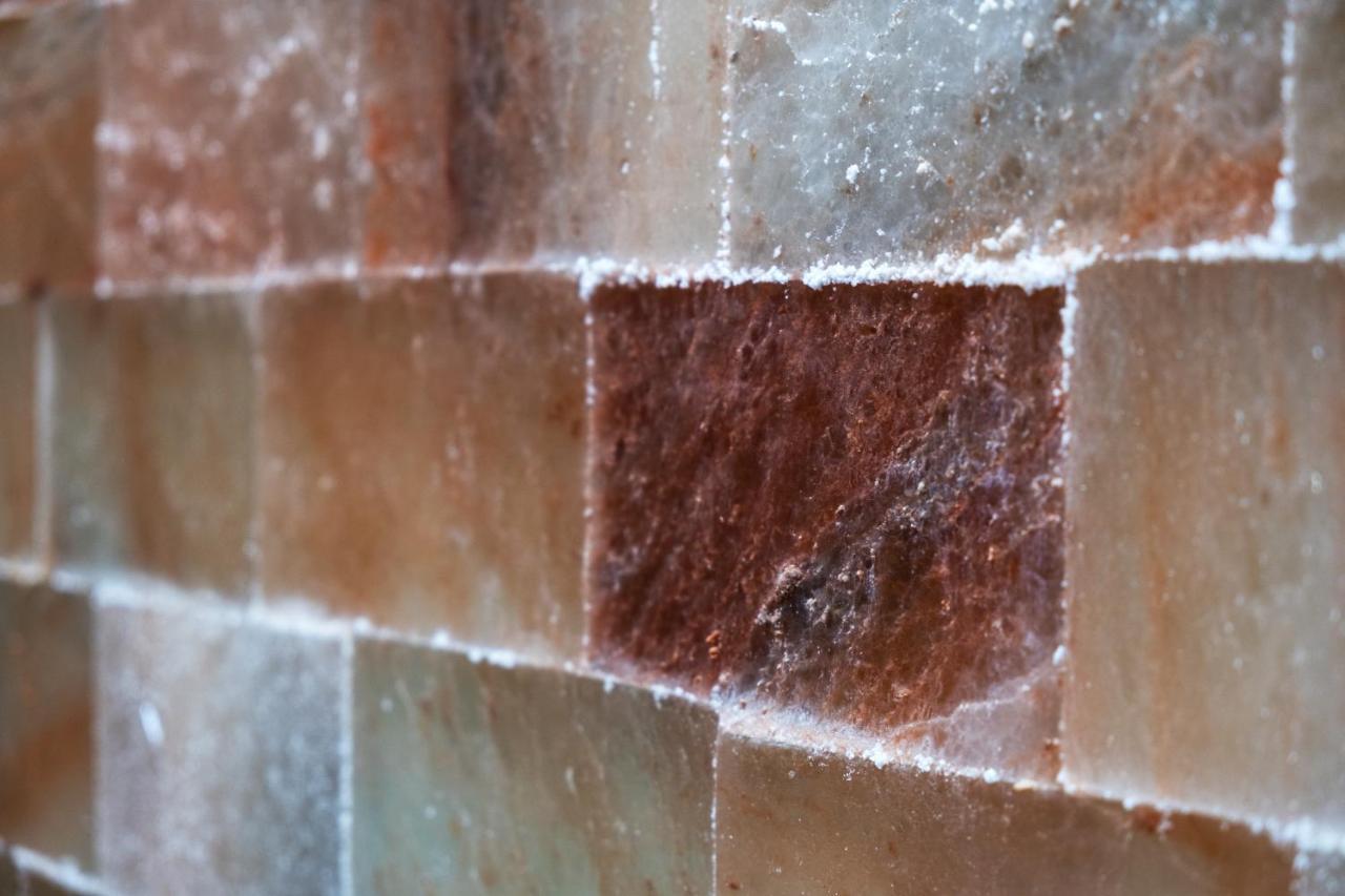 Spa Hotel Colossae Thermal Karahayit  Exteriér fotografie Salt blocks