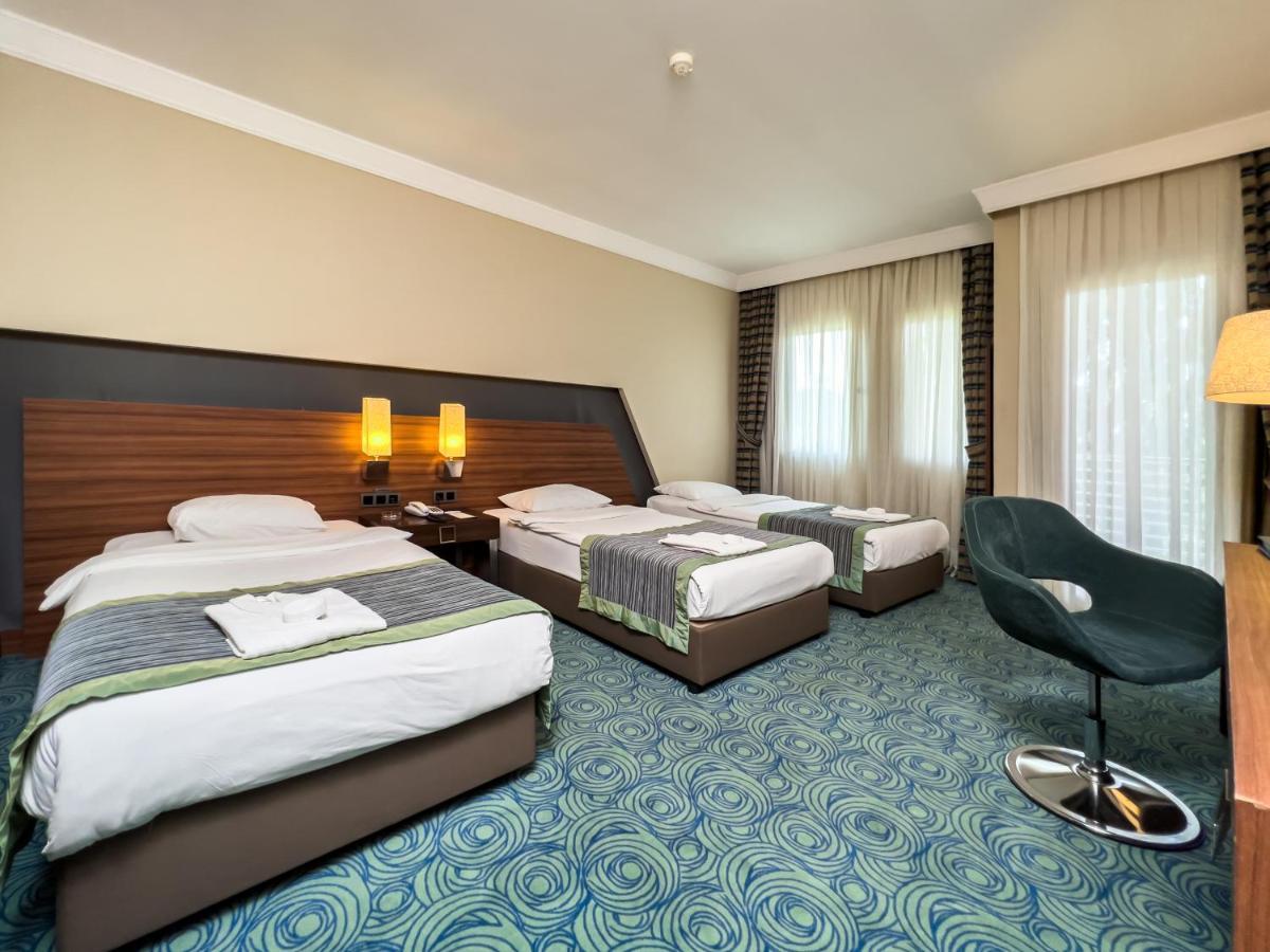 Spa Hotel Colossae Thermal Karahayit  Exteriér fotografie A room at the hotel